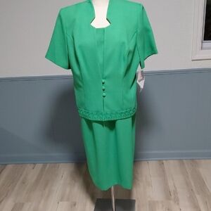 Koret Elegant Green Dress and Jacket Set